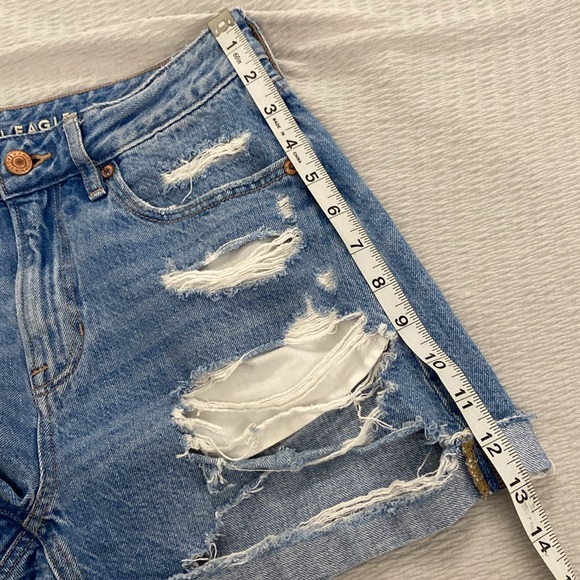 American Eagle Denim Shorts Women's 2 Distressed Tomgirl Short Raw Hem - Picture 6 of 9